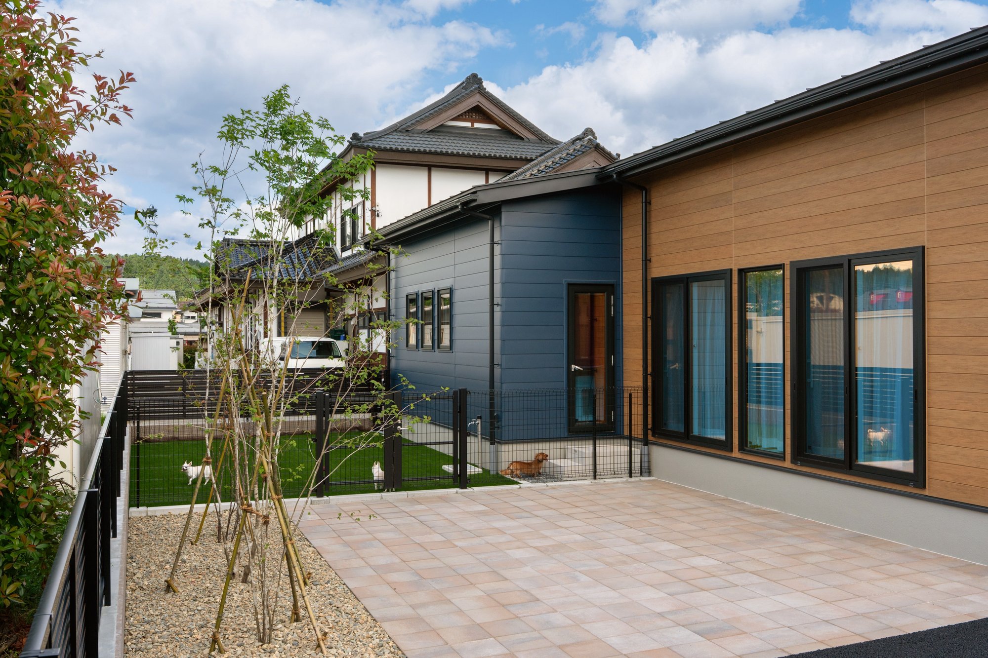 三協アルミ | 建材サーチ